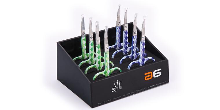 DISPLAY  VIP & CHIC  TIJERA PIELES ROMBOS   8 PCS