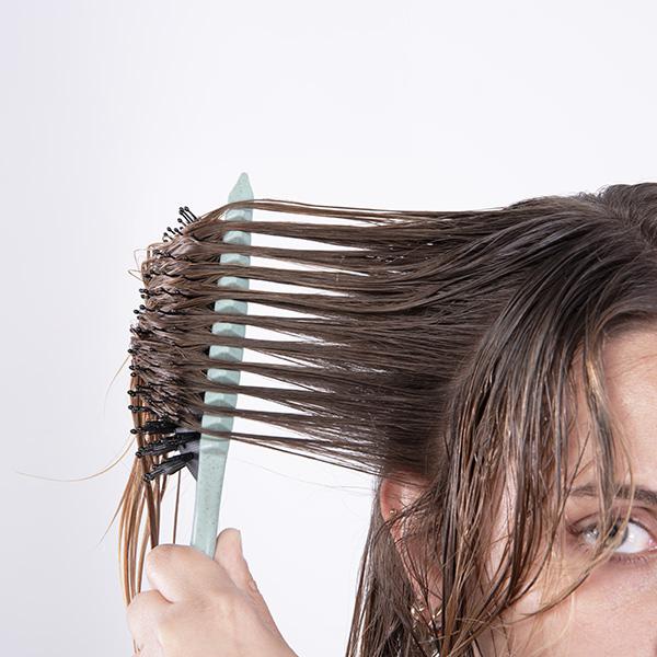 HULA WAVES · CURLY METHOD CEPILLO PARA RIZOS