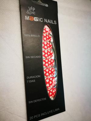 MAGIC NAILS  VIP & CHIC  501 ROJO CORAZONES